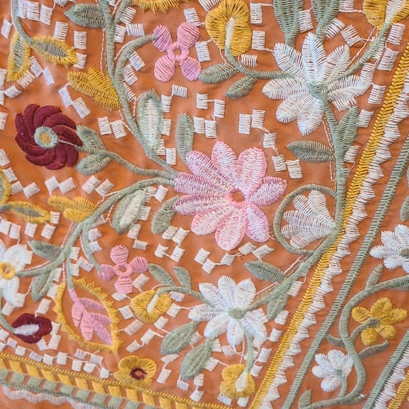 Women's Embroidered Skirt Size Small - Picture 2 of 4